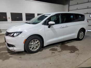  Salvage Chrysler Minivan