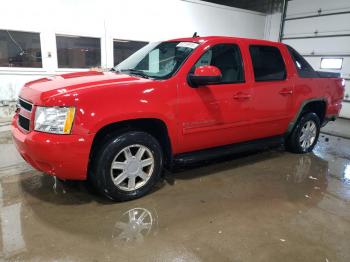  Salvage Chevrolet Avalanche