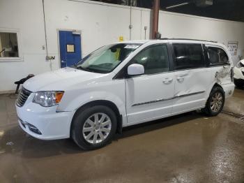  Salvage Chrysler Minivan