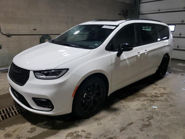  Salvage Chrysler Pacifica