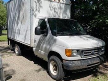  Salvage Ford Econoline