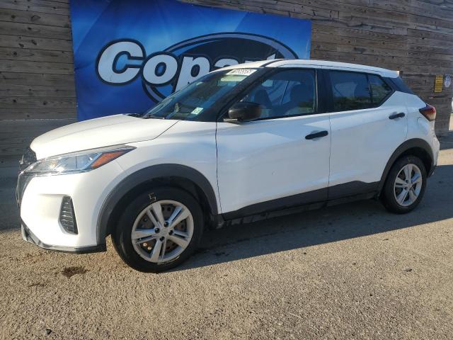  Salvage Nissan Kicks