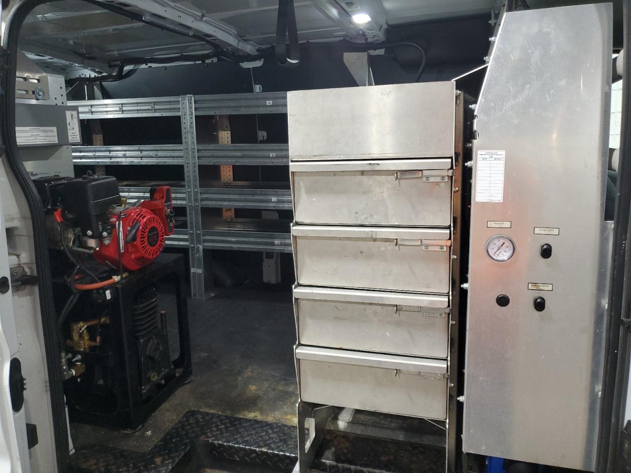 Ford Transit T-150 Image 12