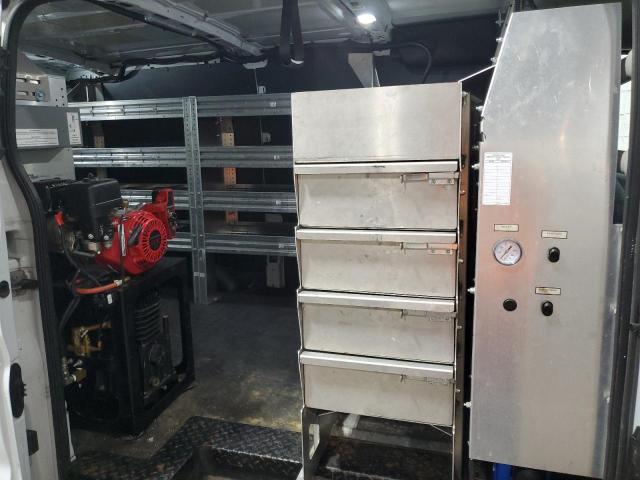 Ford Transit T-150 Image 12