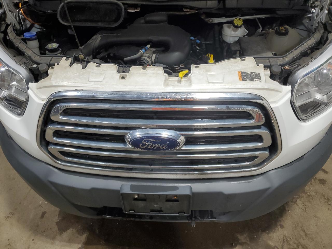 Ford Transit T-150 Image 10