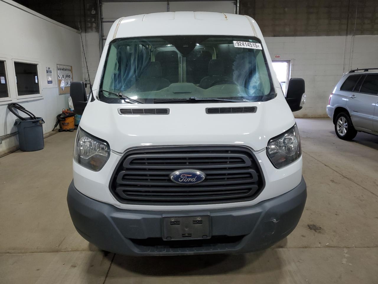 Ford Transit T-350 Image 3