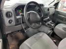 Ford Econoline E350 Super Duty Wagon Image 4