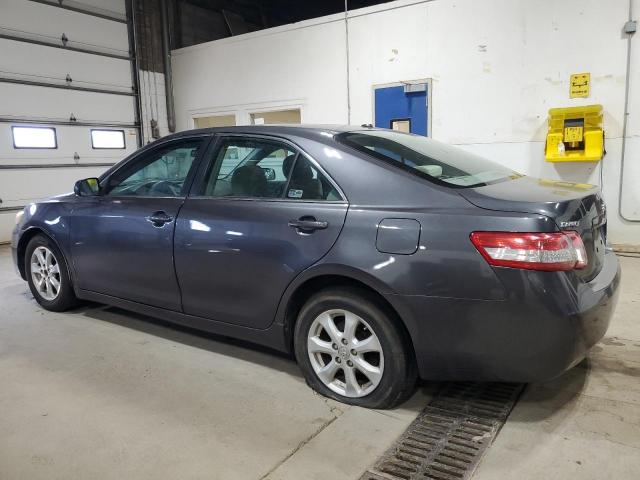 Toyota Camry Base Image 12