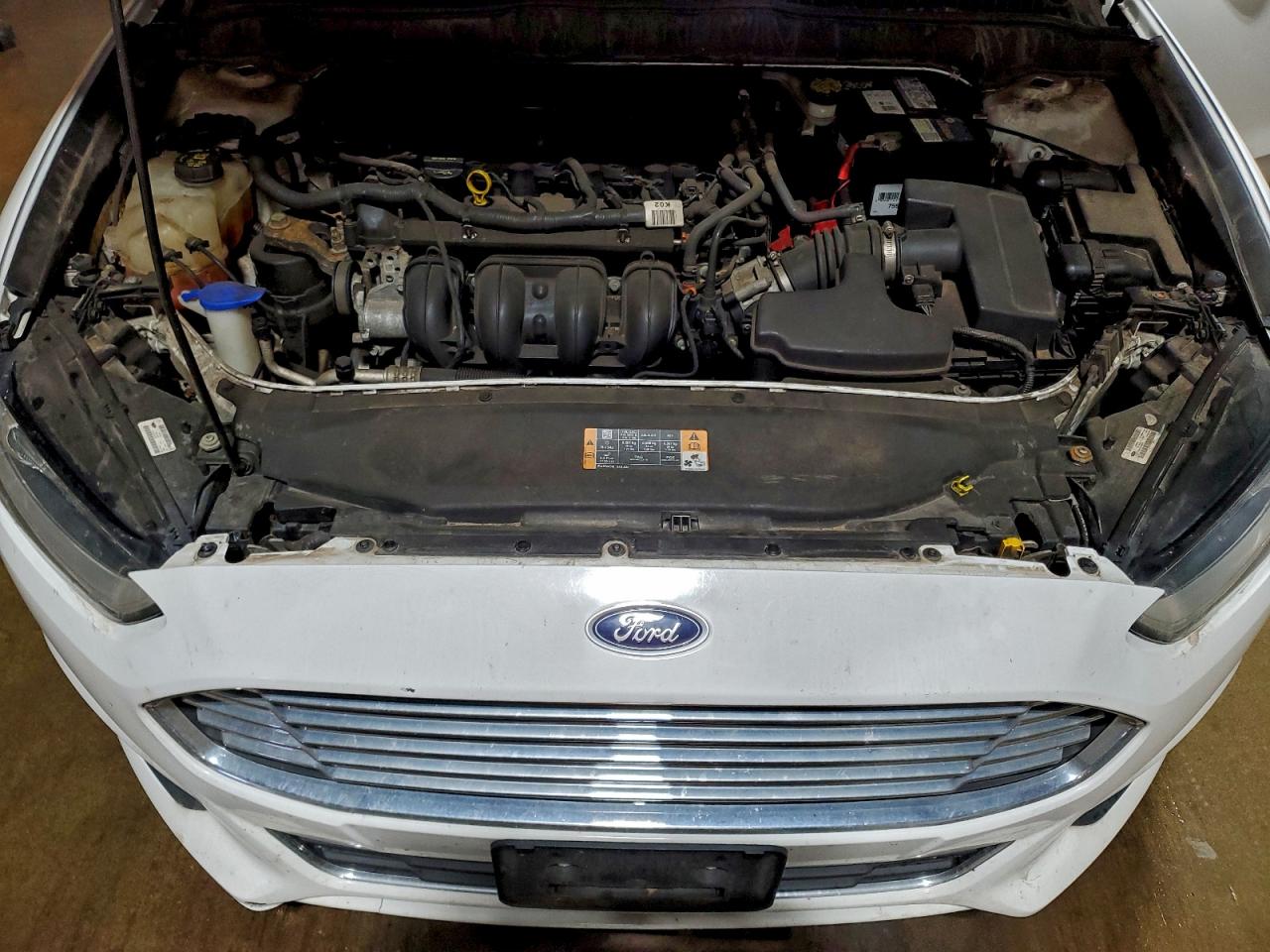 Ford Fusion Se Image 8
