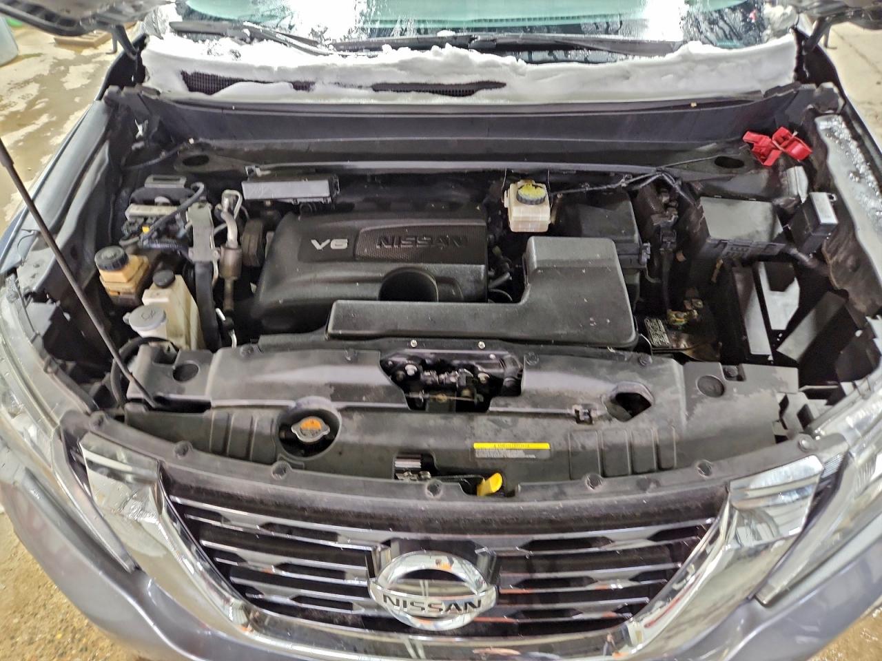 Nissan Pathfinder S Image 9