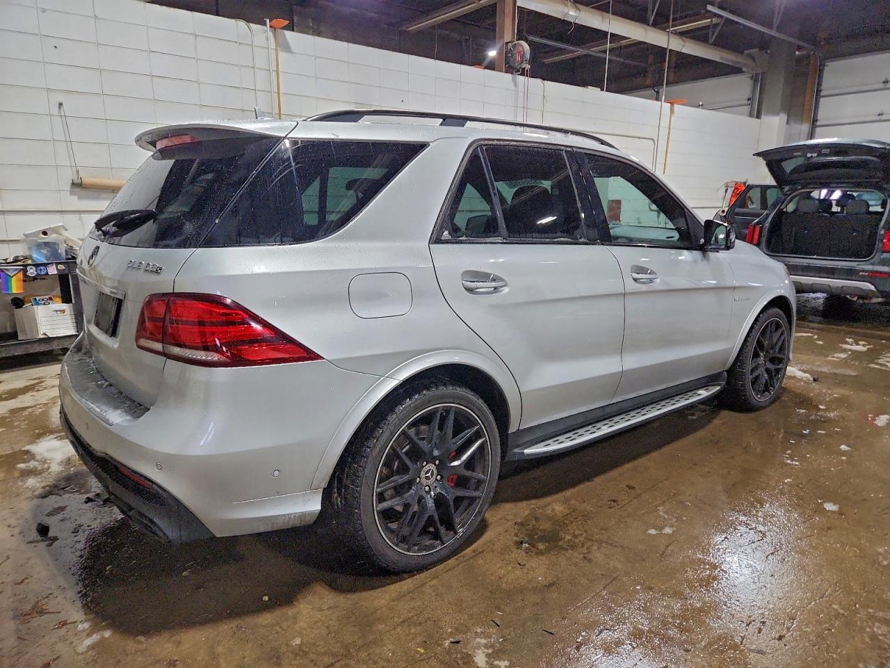 Mercedes-Benz GLE 63 Amg-s 4matic Image 2