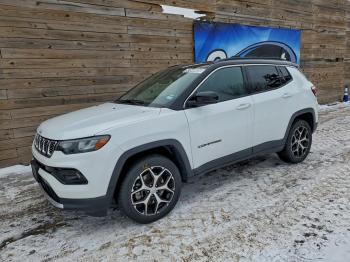  Salvage Jeep Compass