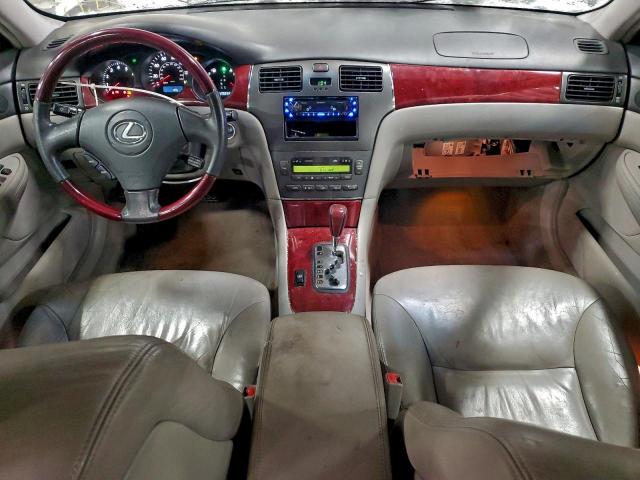 Lexus Es 300 Image 10