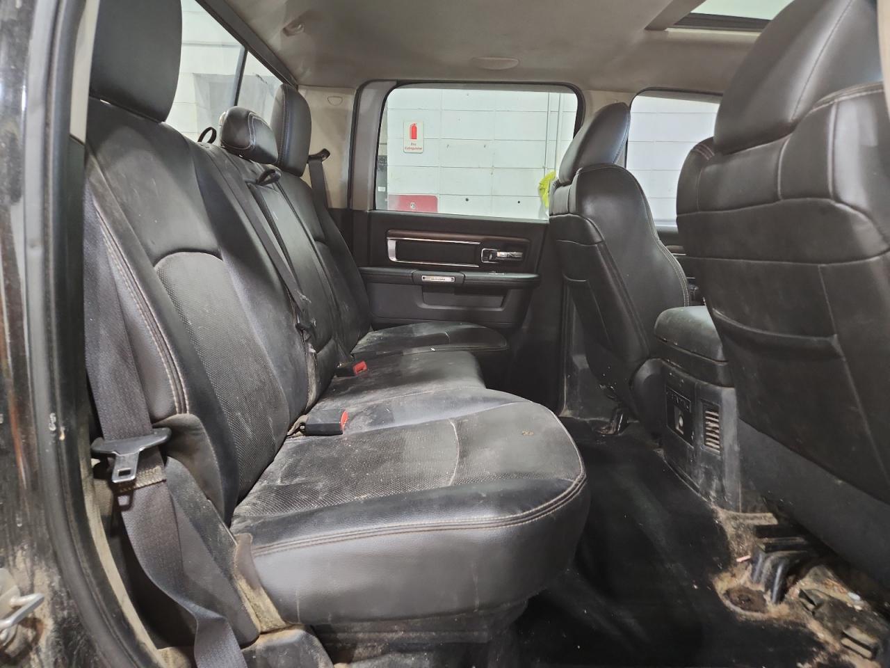 Ram 1500 Laramie Image 9