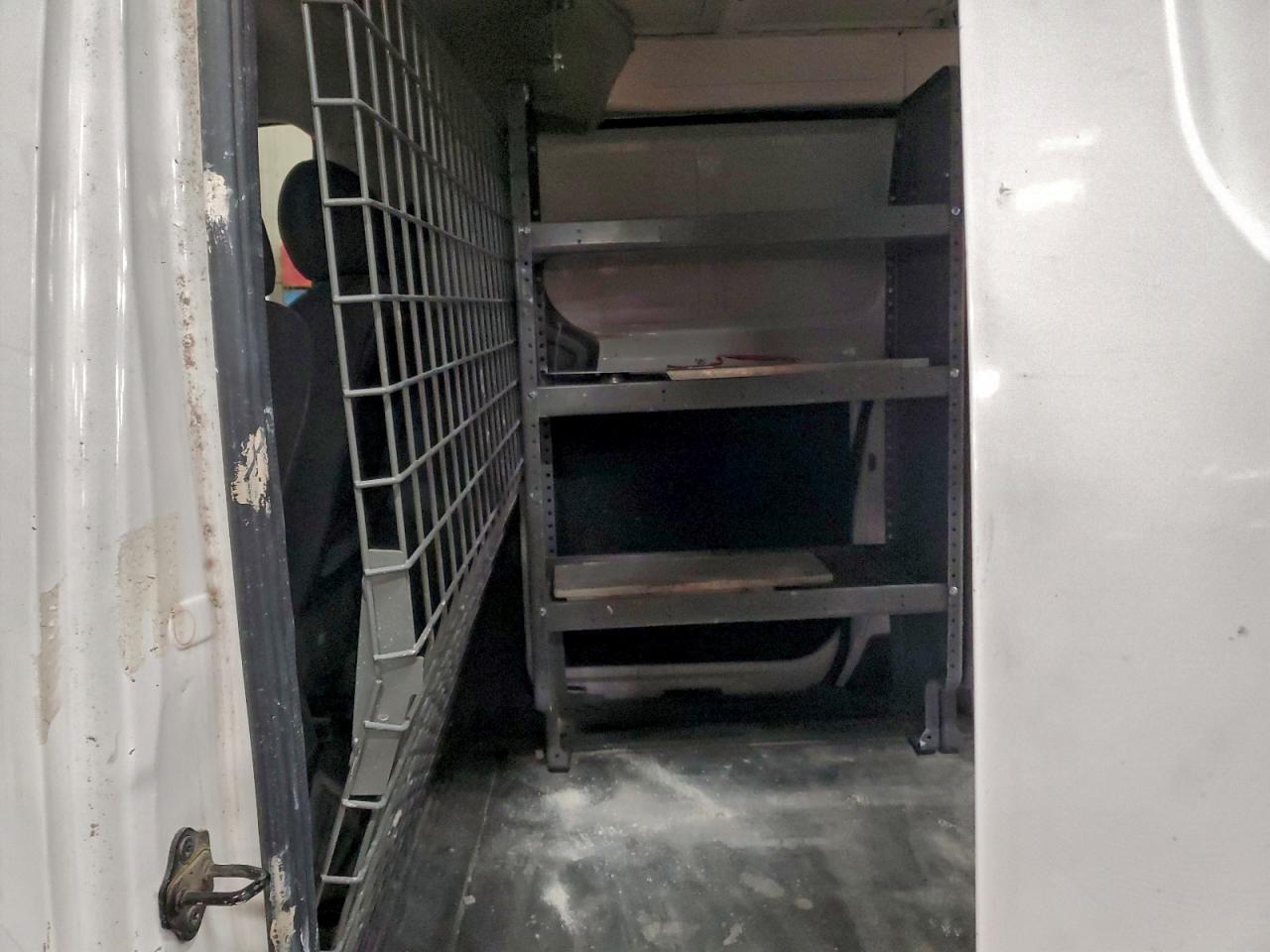 Chevrolet Express Ls Image 13