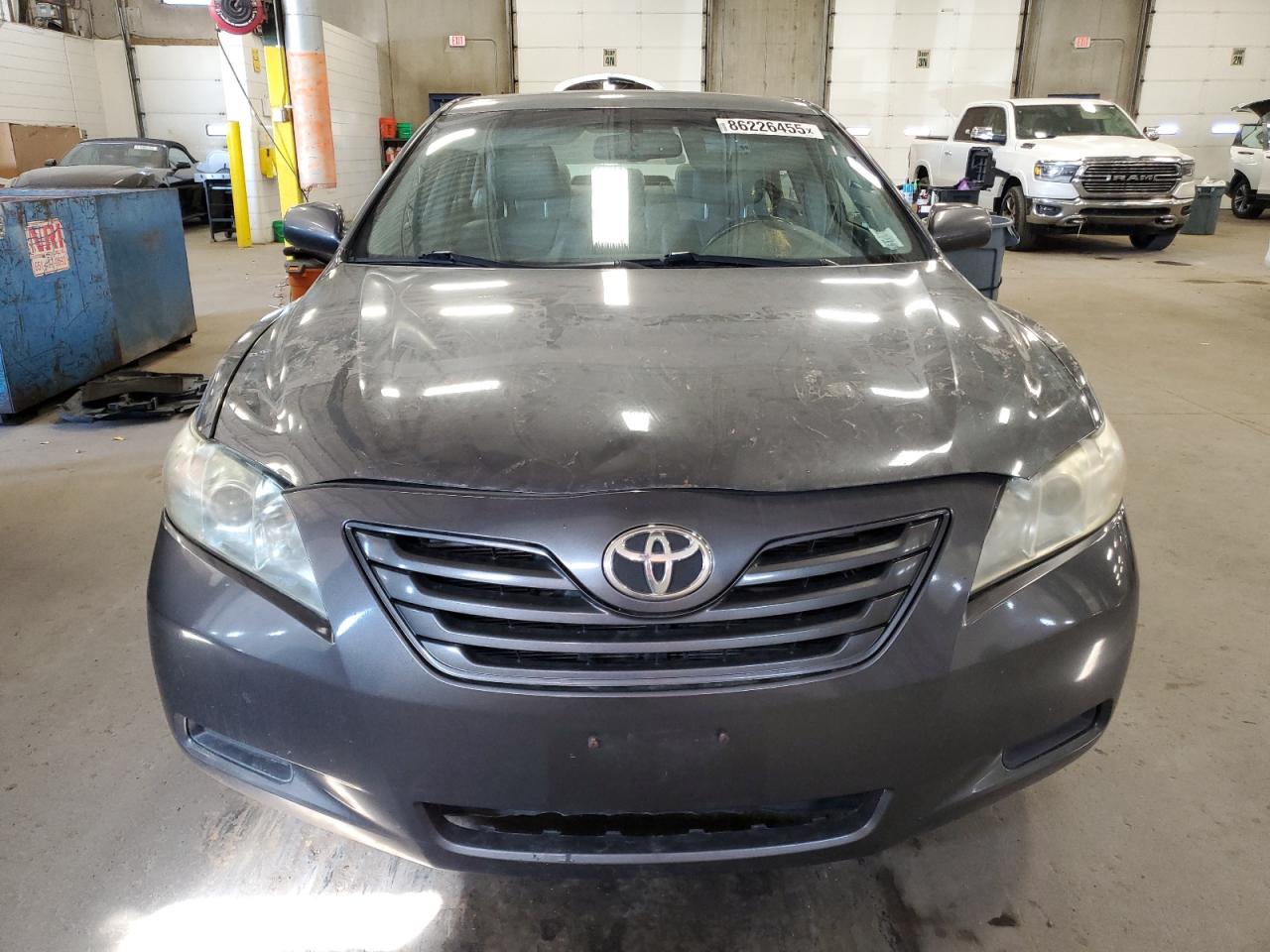 Toyota Camry Hybrid Image 7