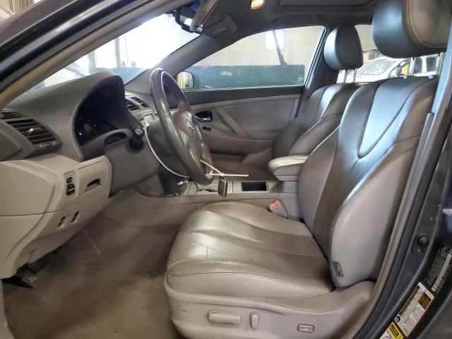 Toyota Camry Hybrid Image 8