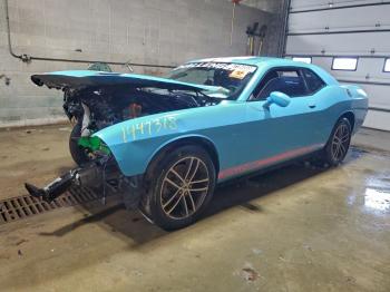  Salvage Dodge Challenger