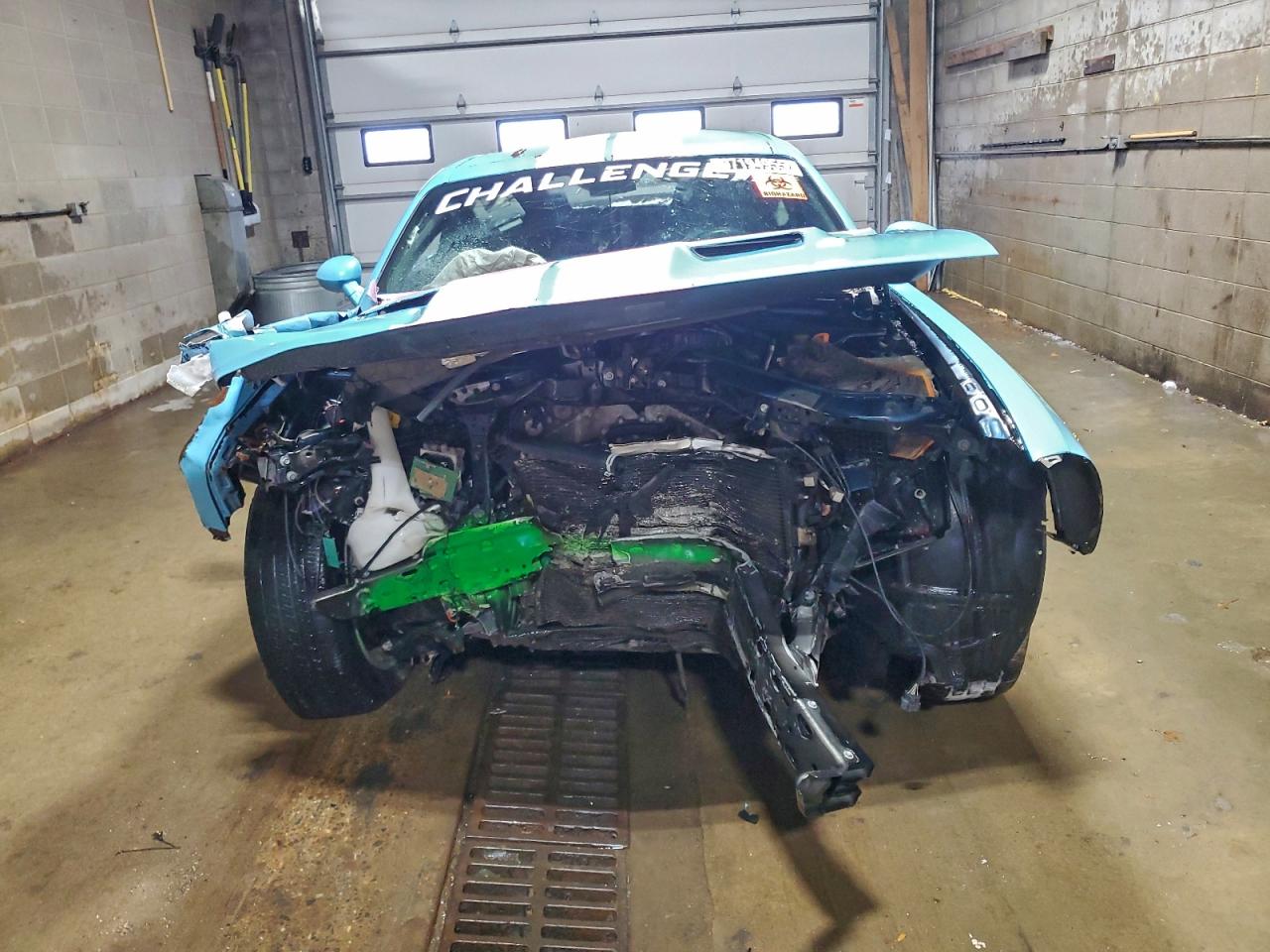 Dodge Challenger Sxt Image 8