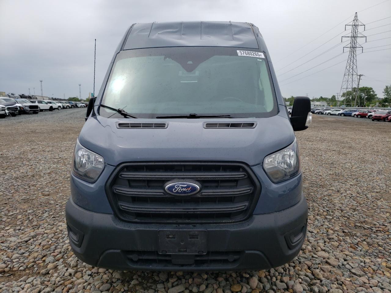Ford Transit T-250 Image 9