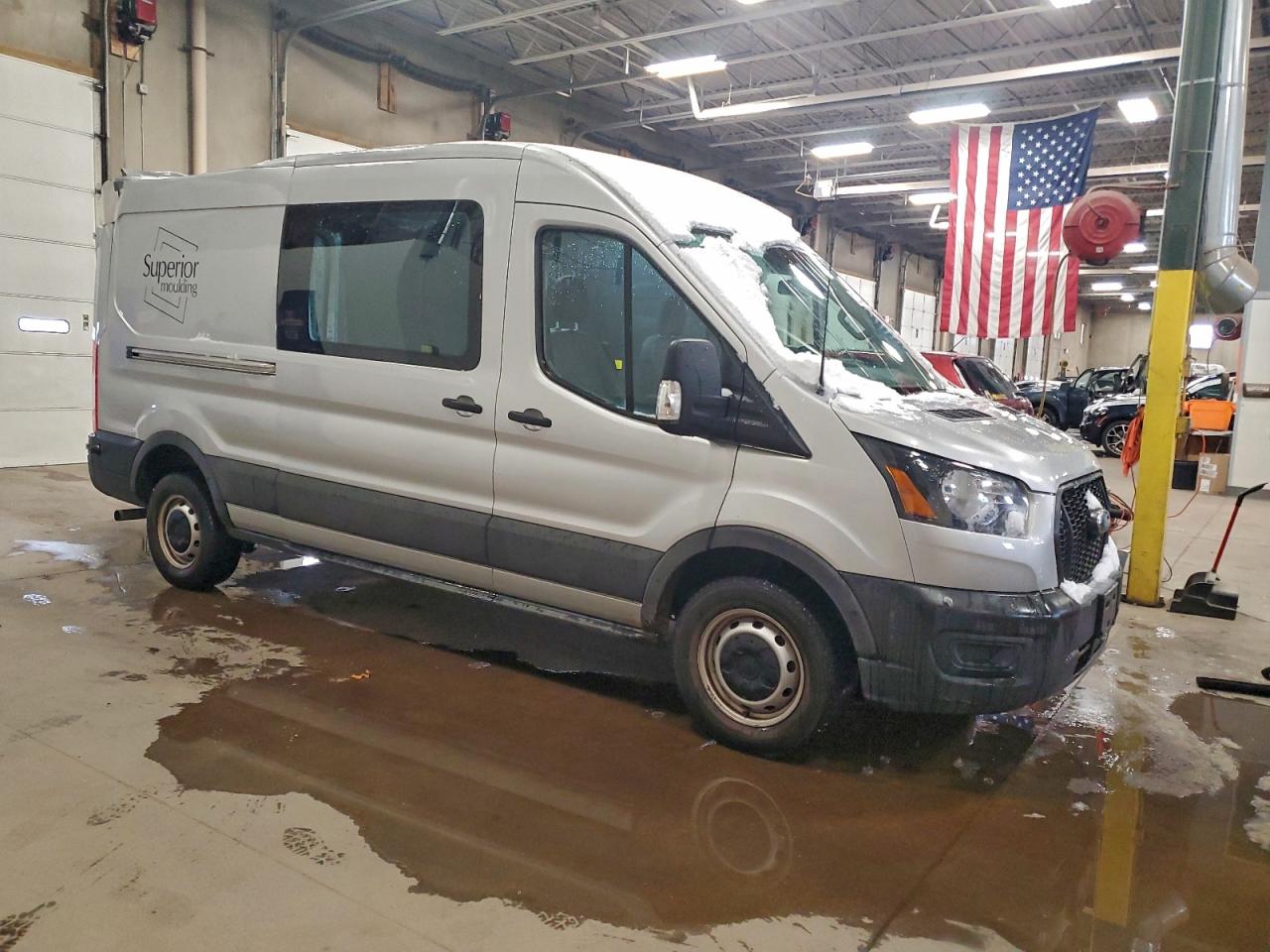 Ford Transit T-250 Image 2