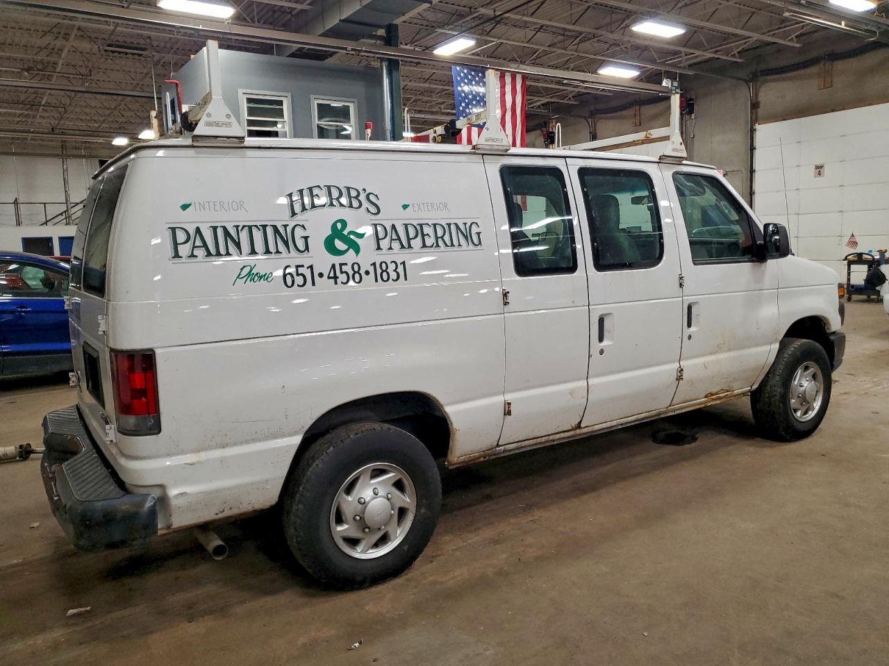 Ford Econoline E250 Van Image 6