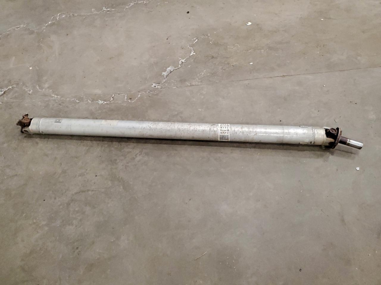 Ford Econoline E250 Van Image 12