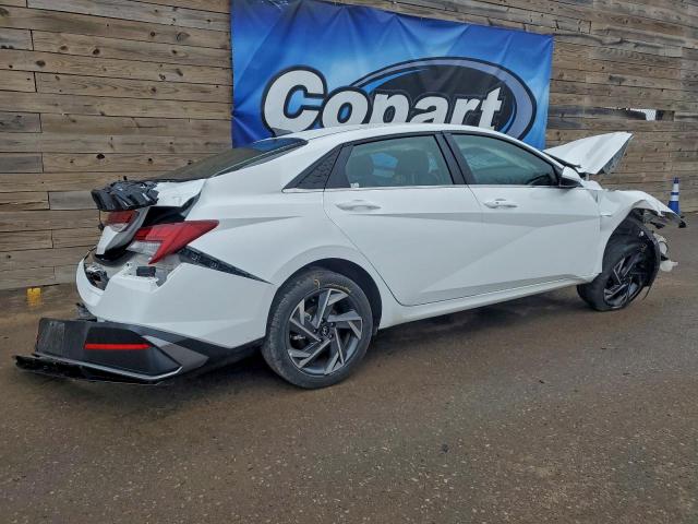 Hyundai ELANTRA Sel Image 3