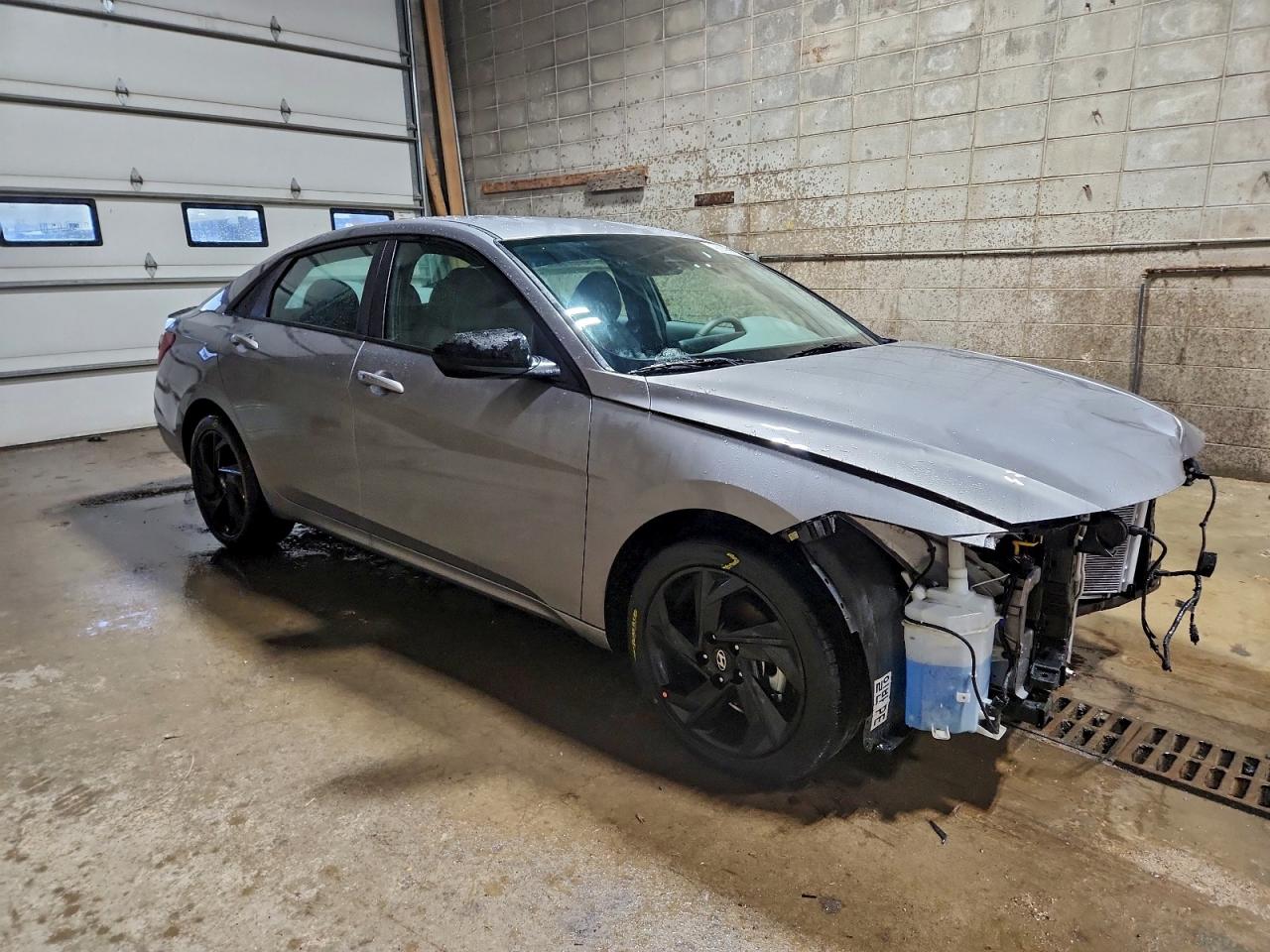 Hyundai ELANTRA Sel Sport Image 3