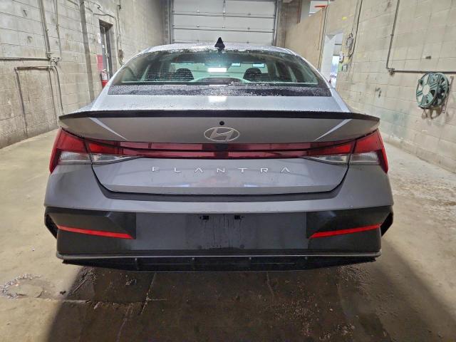 Hyundai ELANTRA Sel Sport Image 4