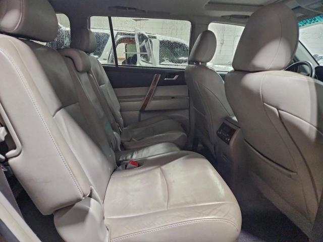 Toyota Highlander Limited Image 10