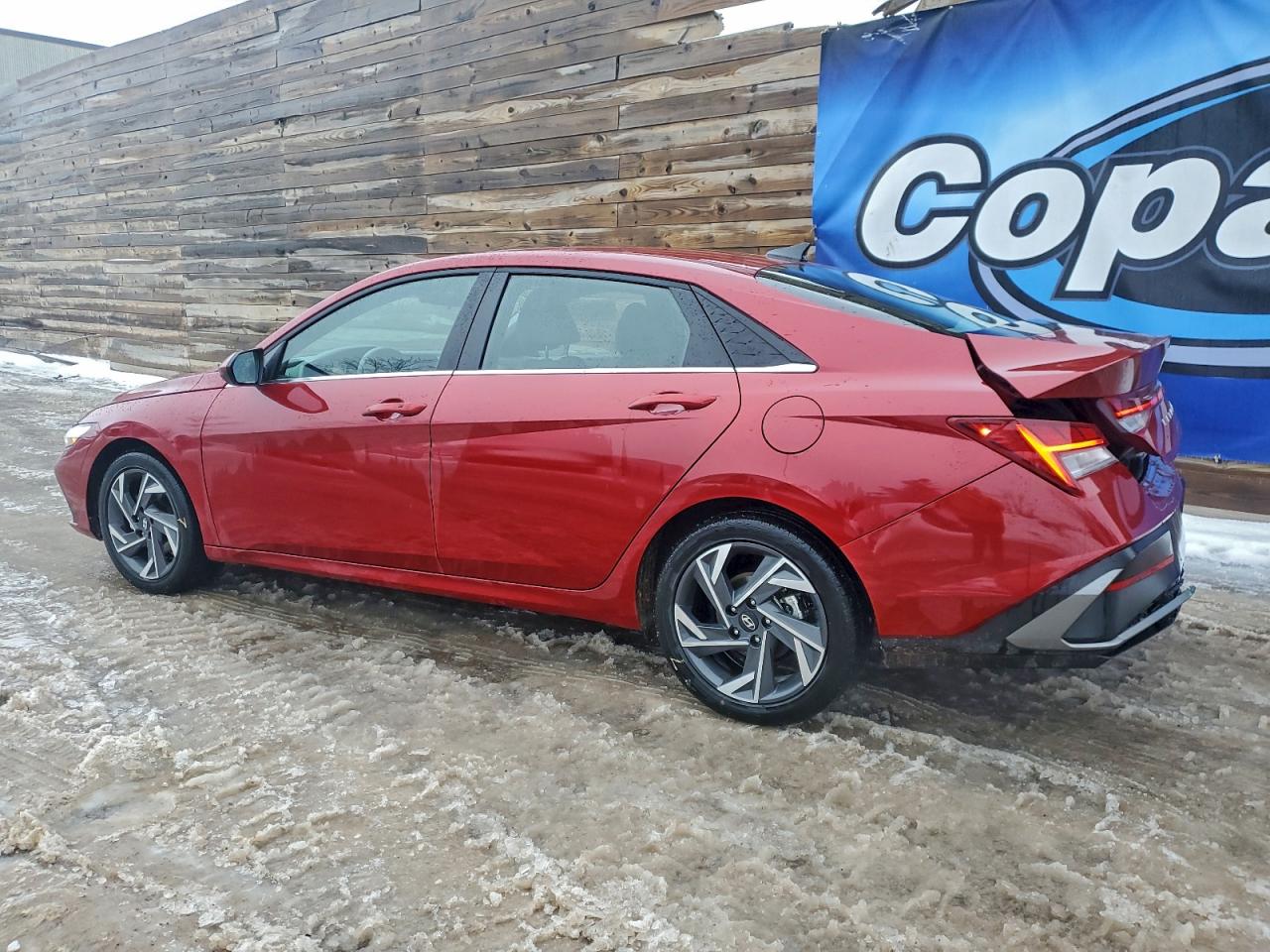 Hyundai ELANTRA Sel Image 2