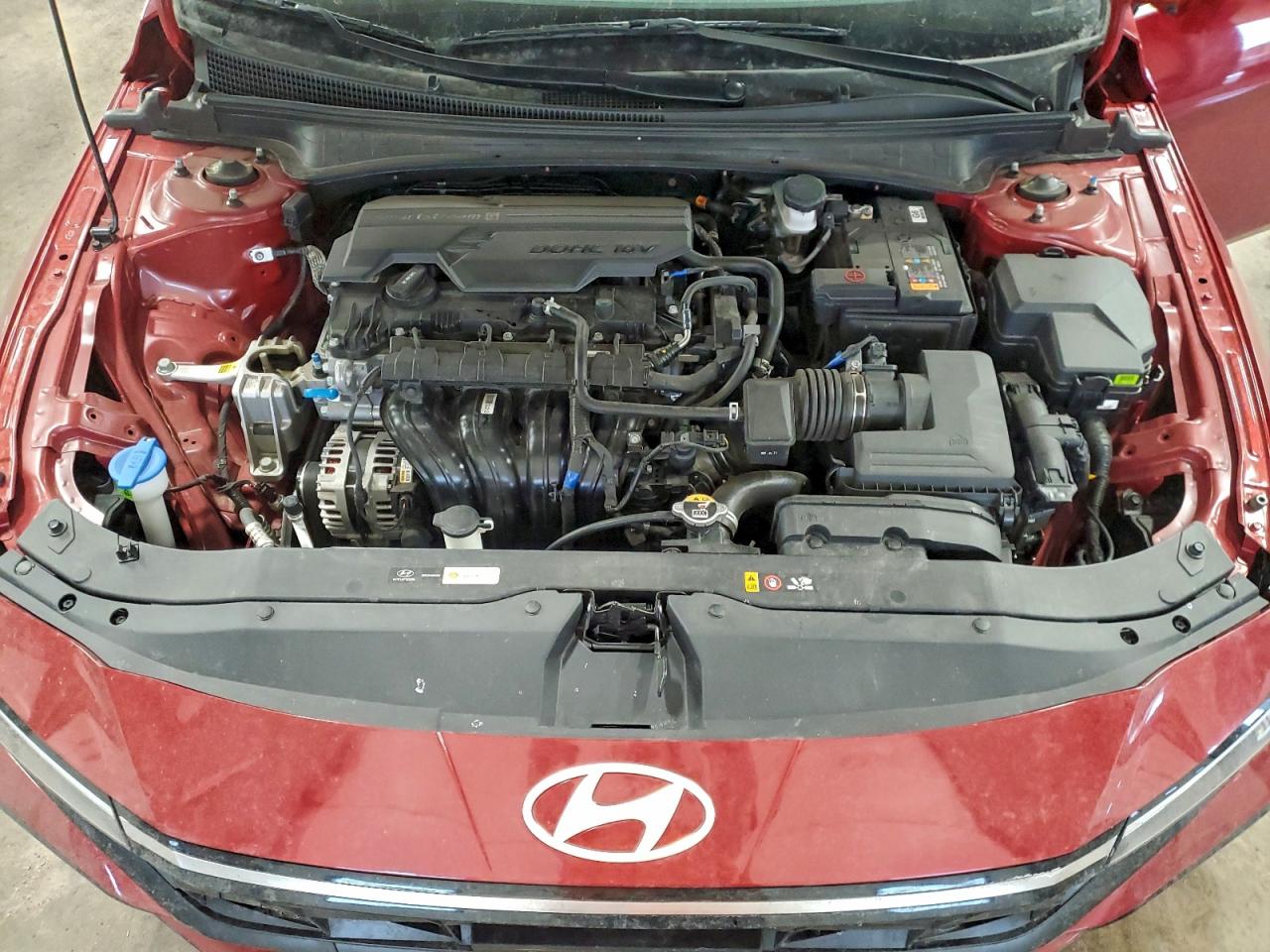 Hyundai ELANTRA Sel Image 6