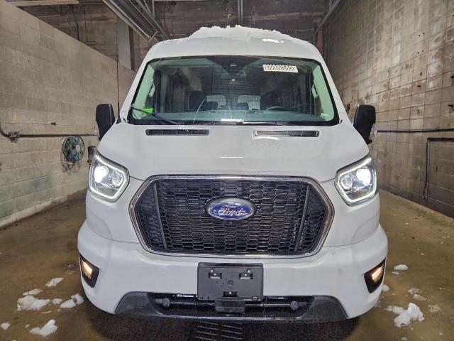 Ford Transit T-350 Image 2
