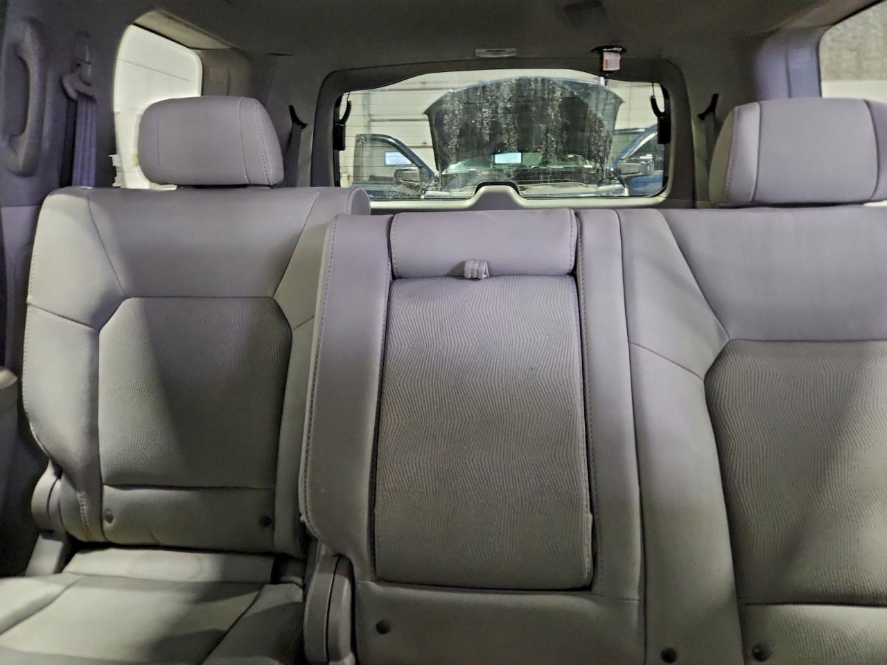 Honda Pilot Lx Image 10