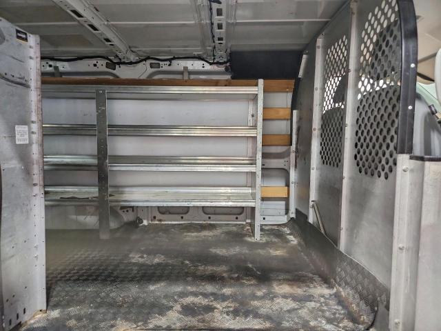 Ford Transit T-250 Image 9