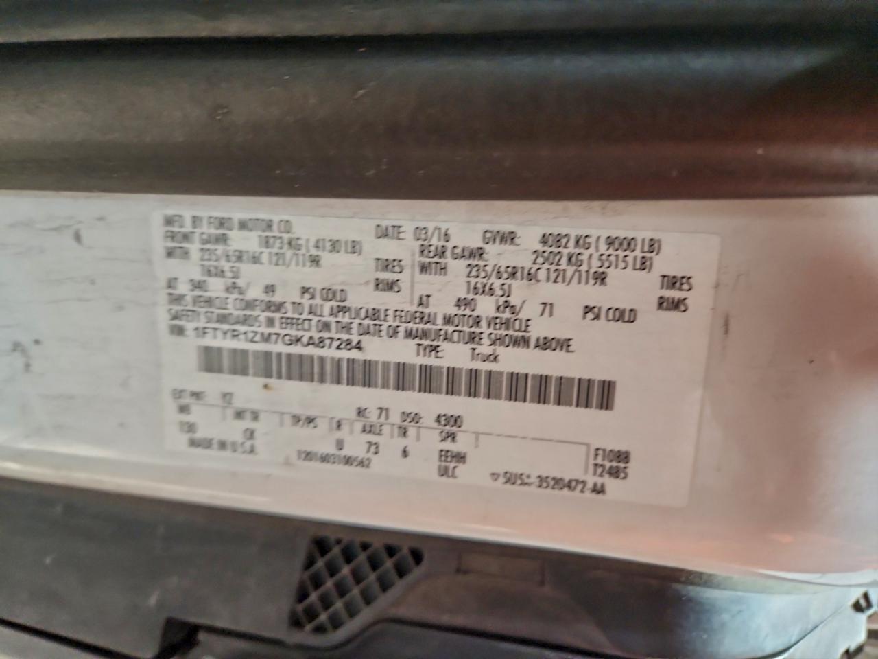 Ford Transit T-250 Image 13