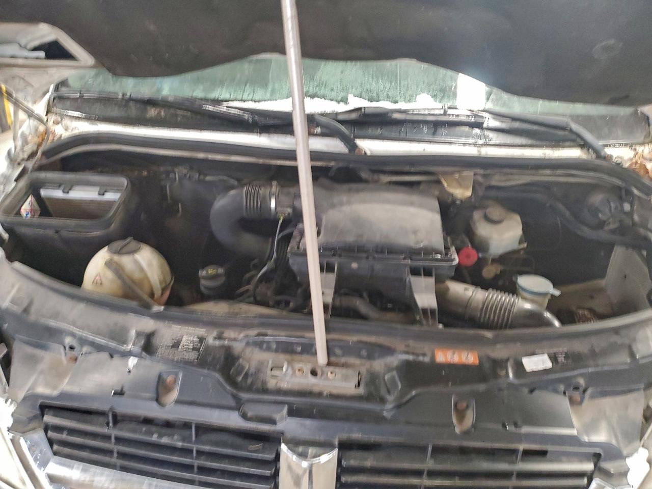 Dodge Sprinter 2500 Image 12