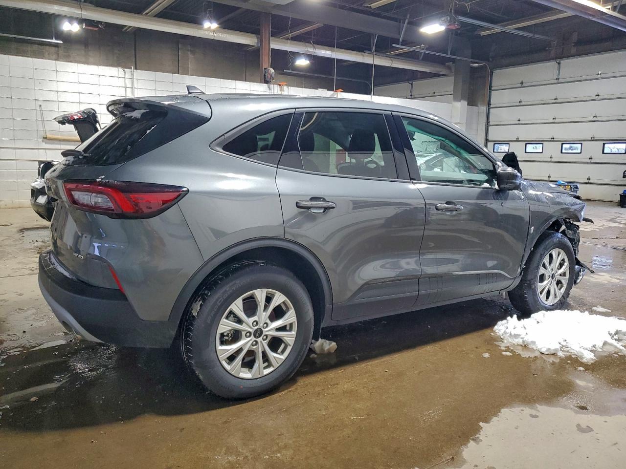 Ford Escape Active Image 11