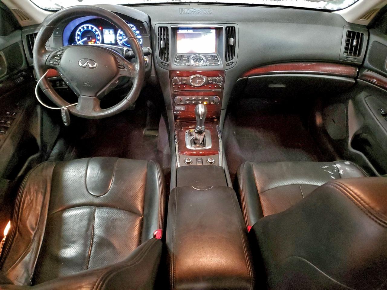 INFINITI G37 Image 6